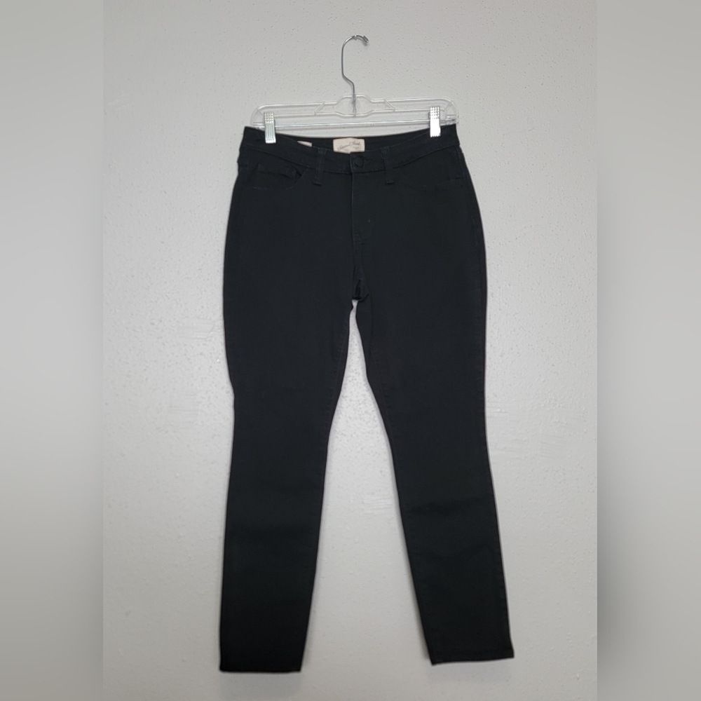 Universal Thread Mid Rise Curvy Skinny Black Denim Jeans